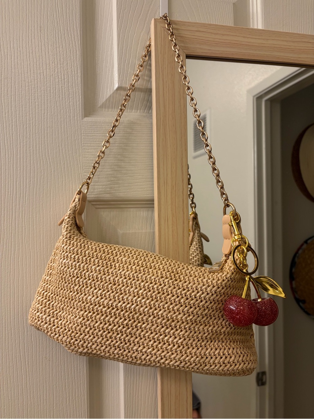 Amazon 🤎 Woven Chain-Handle Shoulder Bag in Natural NWOT